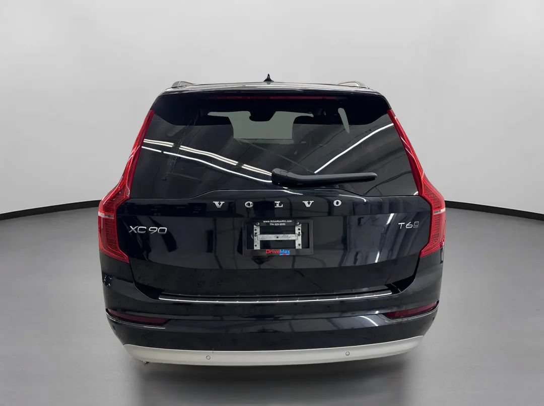 Used 2022 Volvo XC90 T6 Momentum w/ Advanced Package AWD/4WD image 8