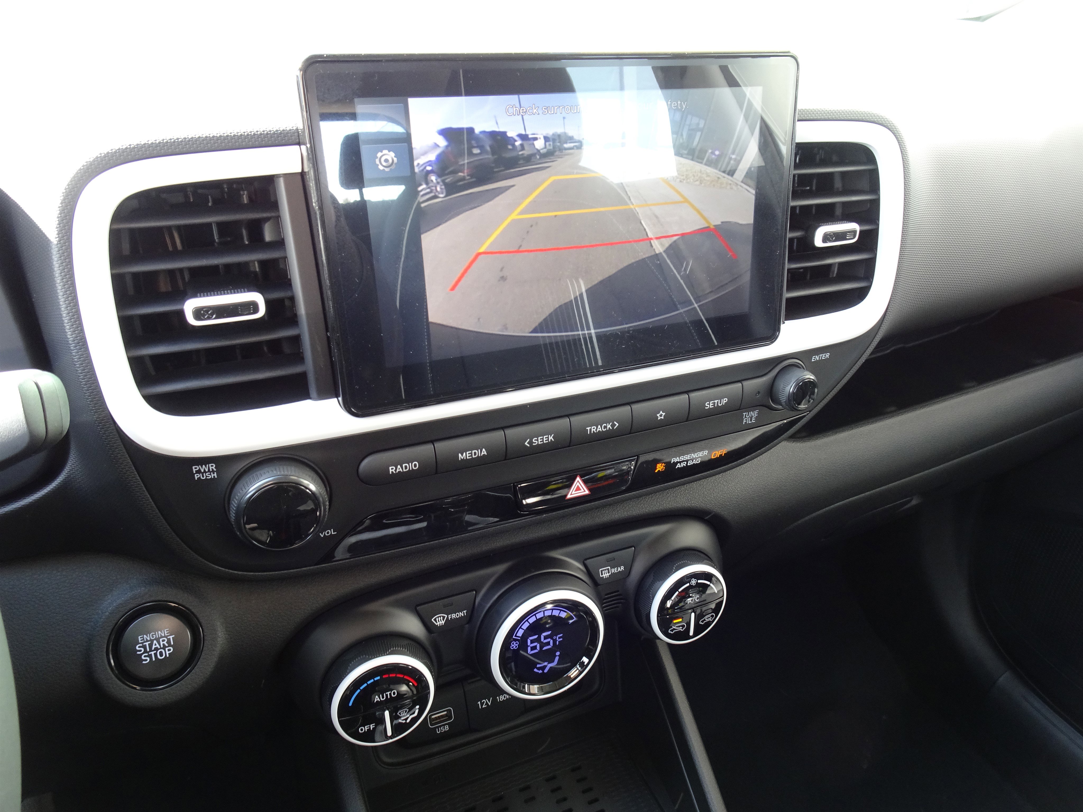 New 2026 Hyundai Venue SEL image 16