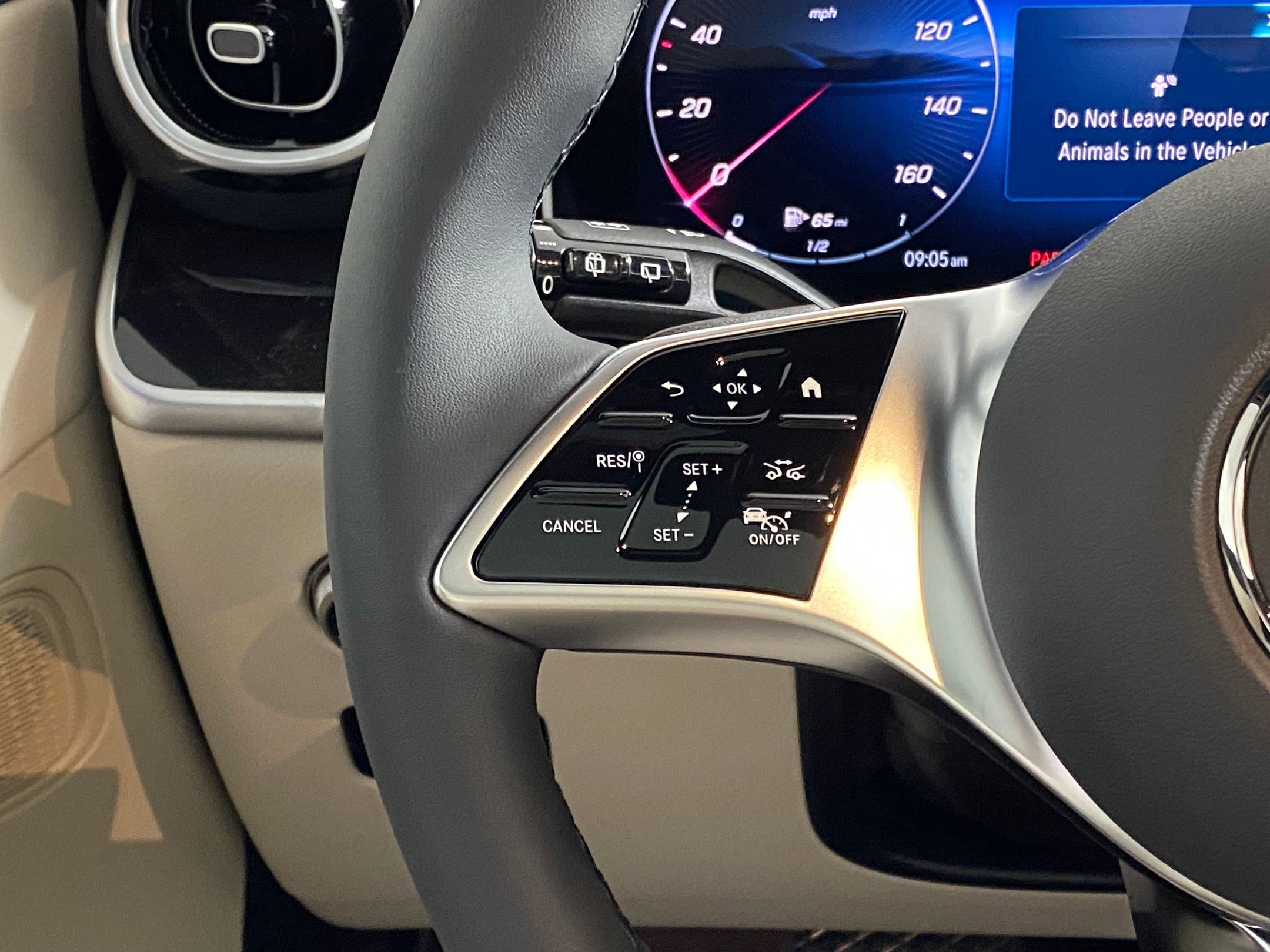 Used 2026 Mercedes-Benz GLC 300 4MATIC image 17