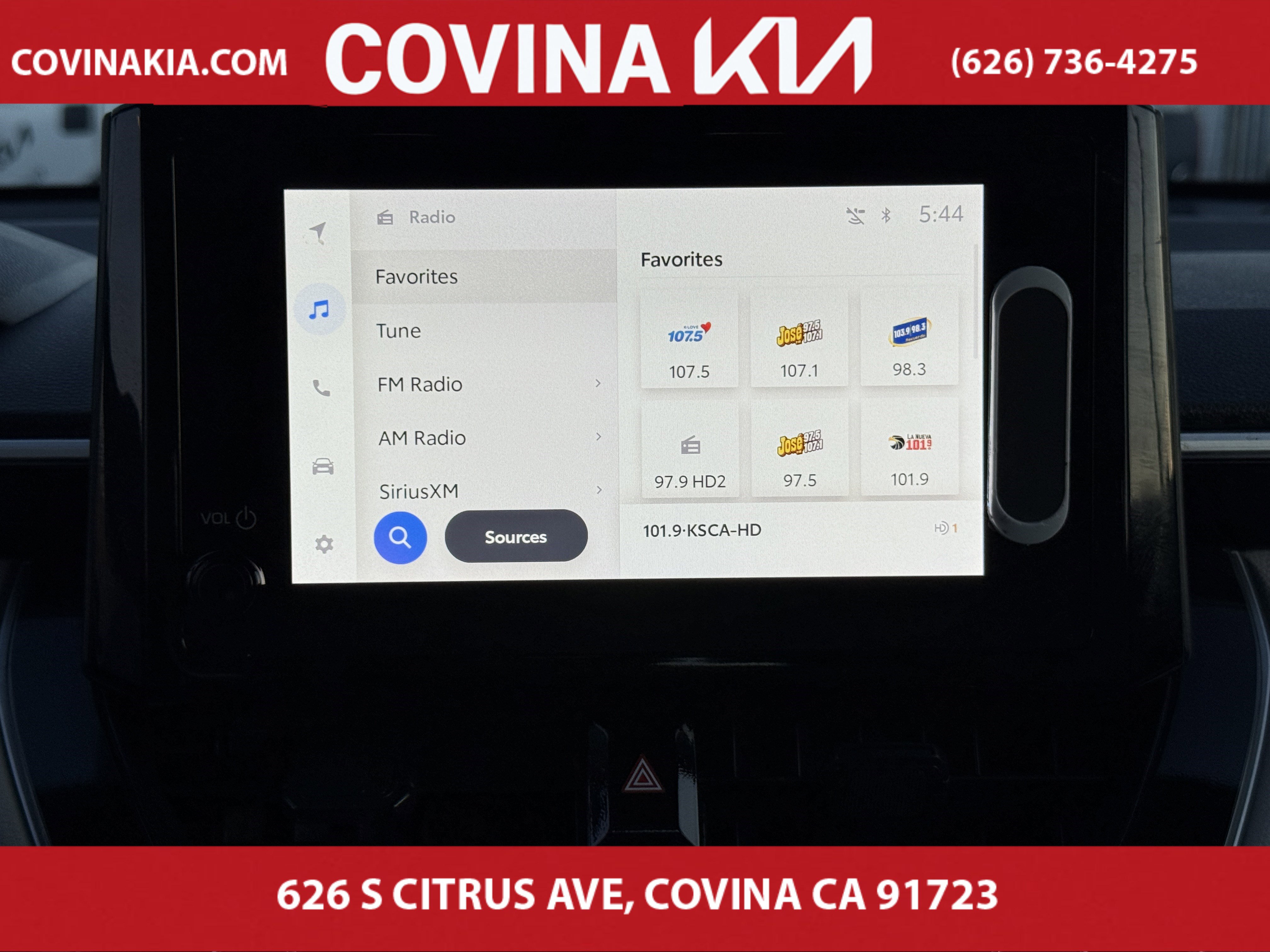 Used 2024 Toyota Corolla Cross L image 23