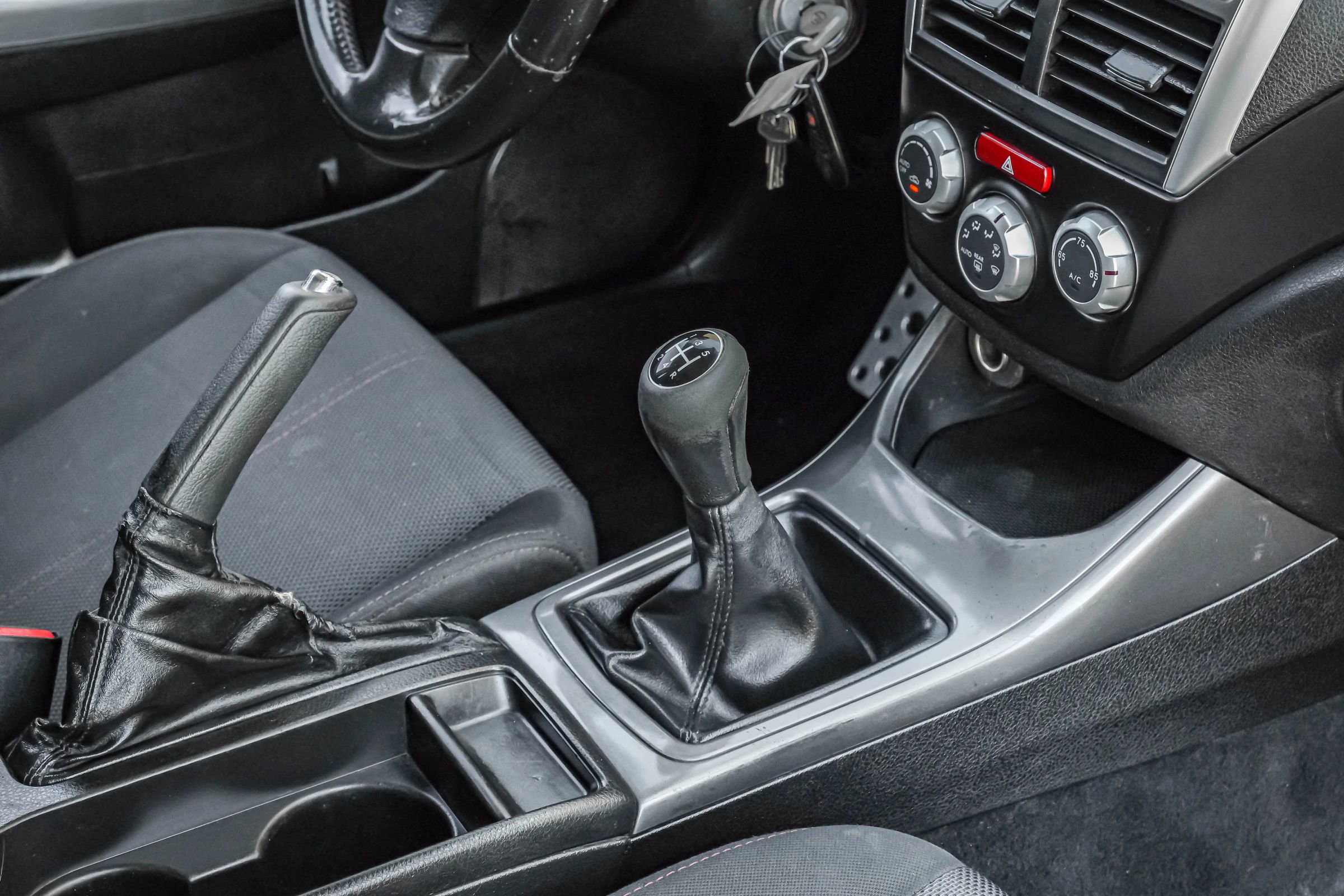 Used 2014 Subaru Impreza WRX Hatchback image 21