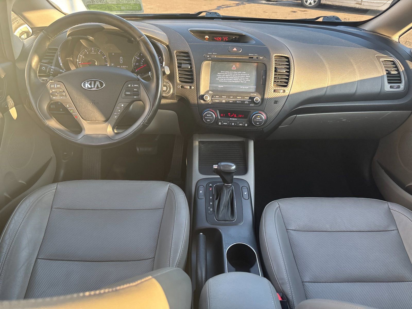 Used 2015 Kia Forte EX w/ Premium Package image 14