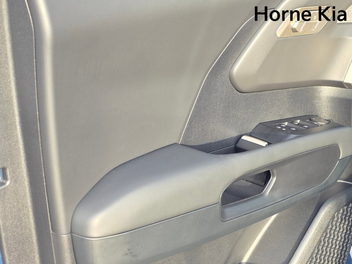 New 2027 Kia Telluride S image 10