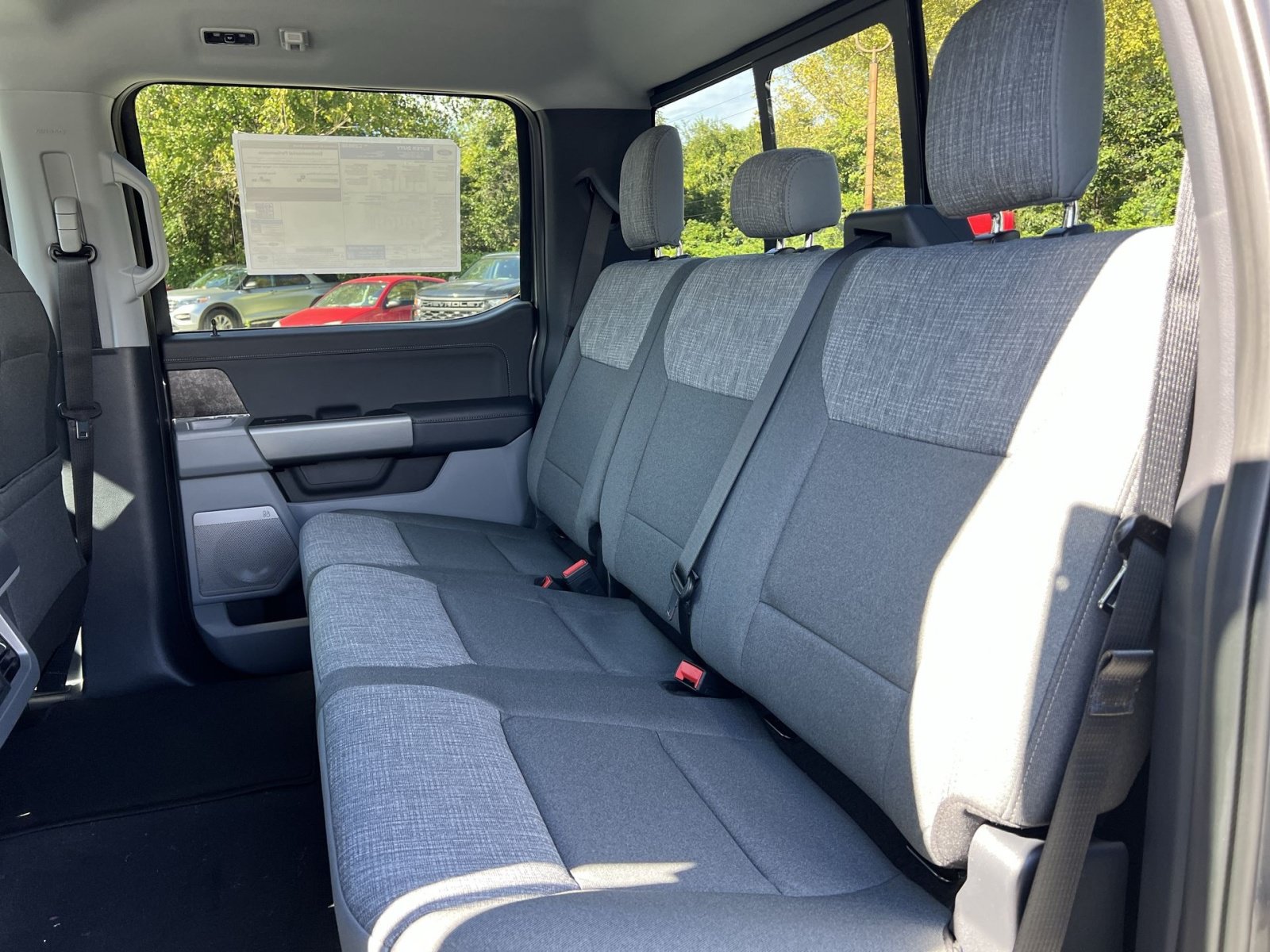 New 2027 Ford F350 XLT w/ XLT Premium Package AWD/4WD image 24