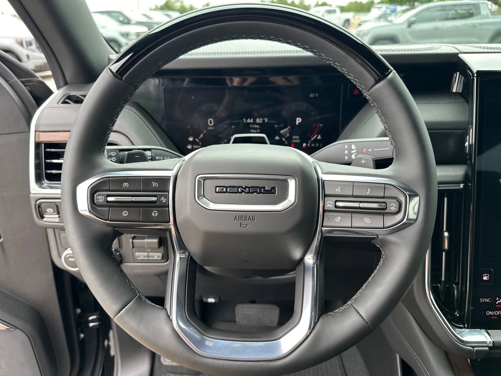 New 2026 GMC Yukon Denali w/ Denali Reserve Package RWD image 23