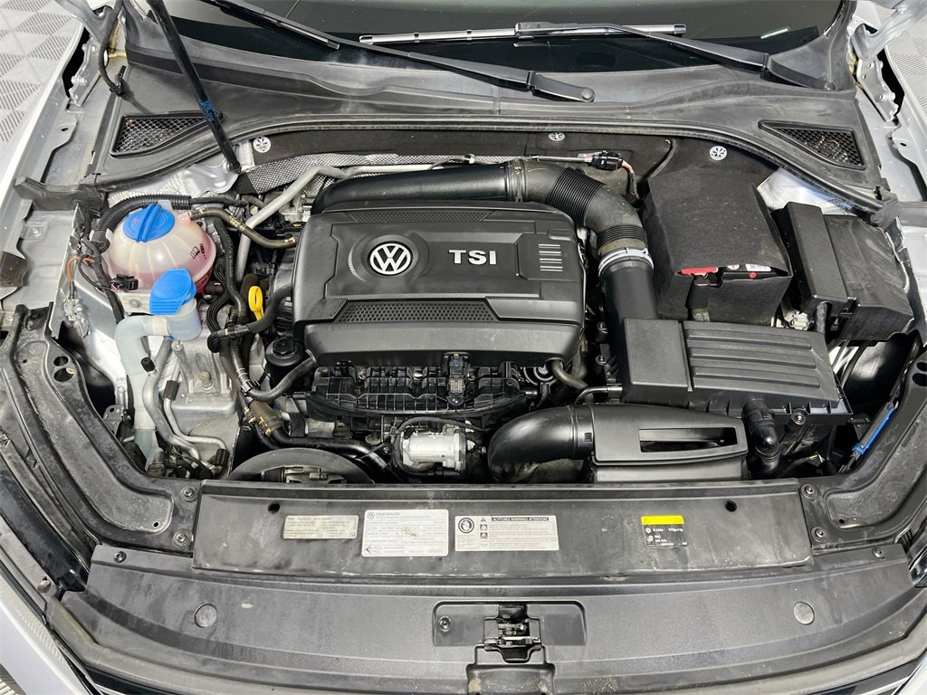 Used 2017 Volkswagen Passat 1.8T R-Line image 27