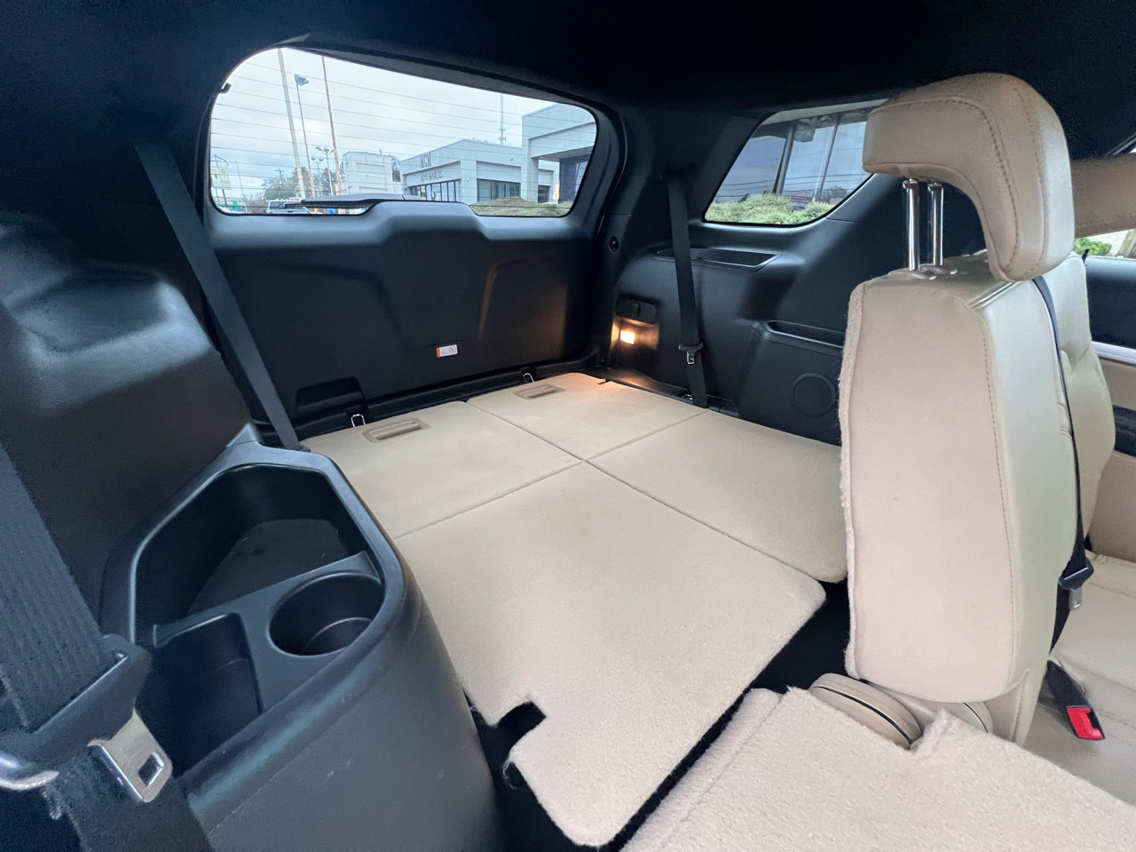 Used 2016 Ford Explorer XLT w/ Equipment Group 202A image 40