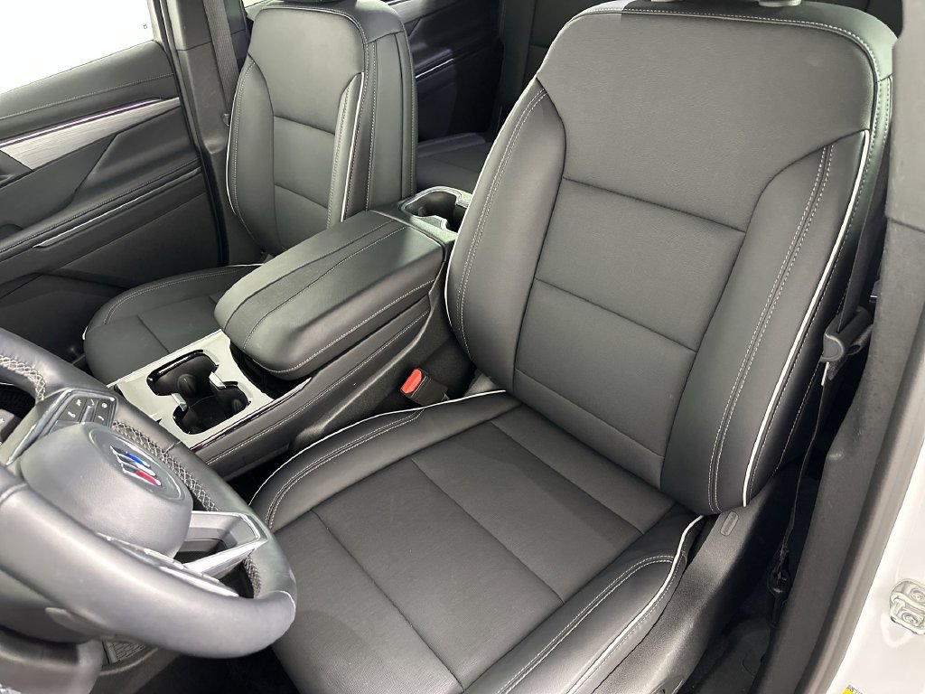 Used 2026 Buick Enclave Preferred AWD/4WD image 21