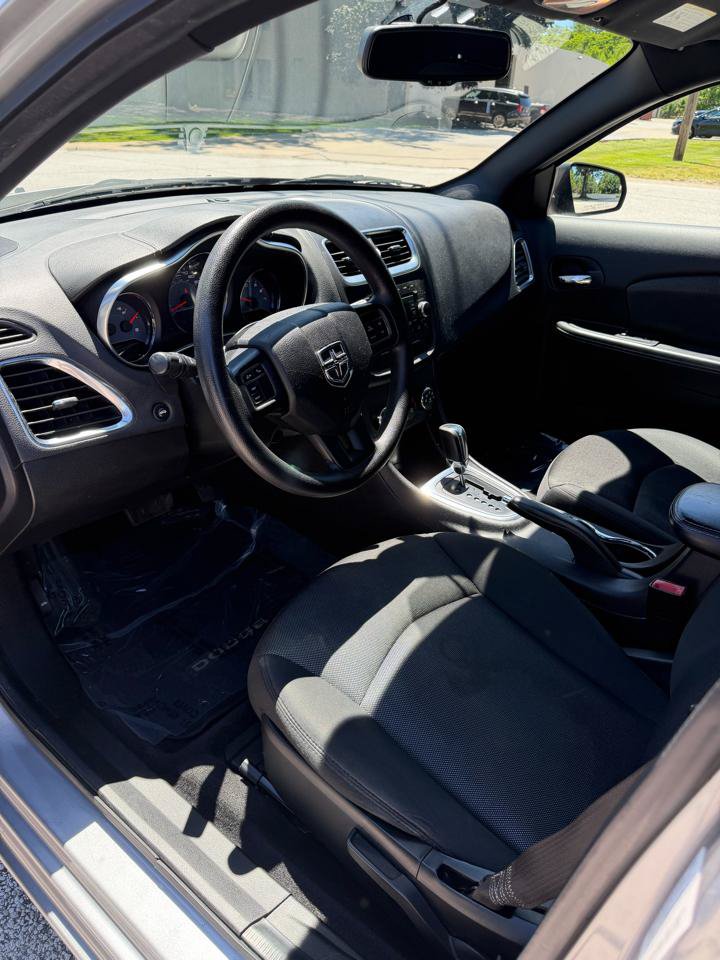 Used 2013 Dodge Avenger SE FWD image 9