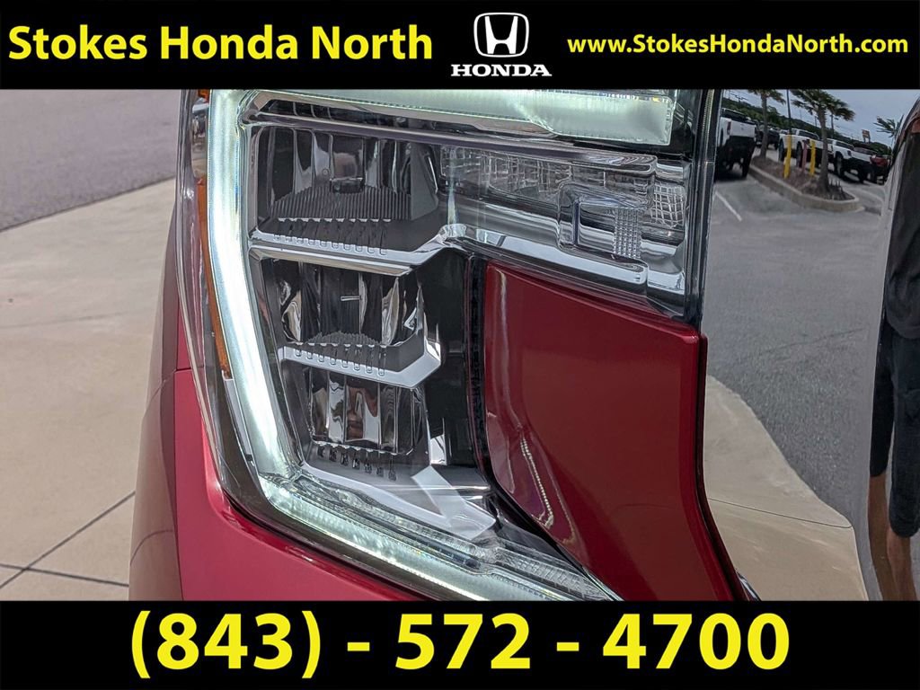 Used 2022 GMC Sierra 1500 Denali w/ Denali Reserve Package AWD/4WD image 17