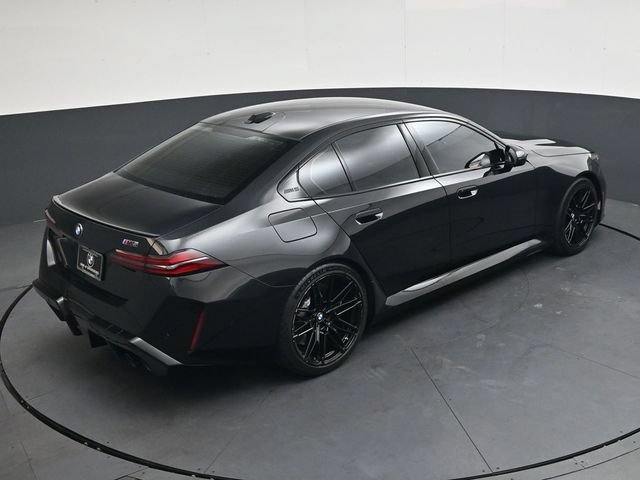 Used 2026 BMW M5 w/ Executive Package AWD/4WD image 28