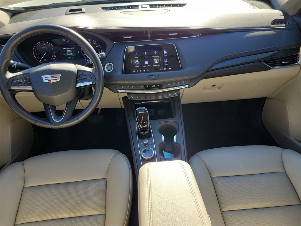 Used 2023 Cadillac XT4 Premium Luxury image 45