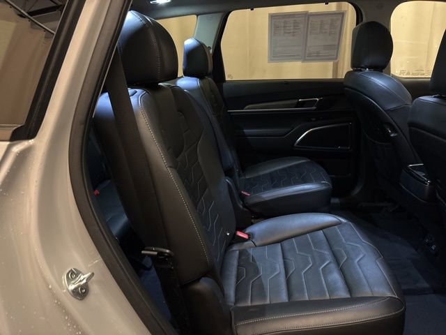 Certified 2021 Kia Telluride SX w/ SX Prestige Package image 24