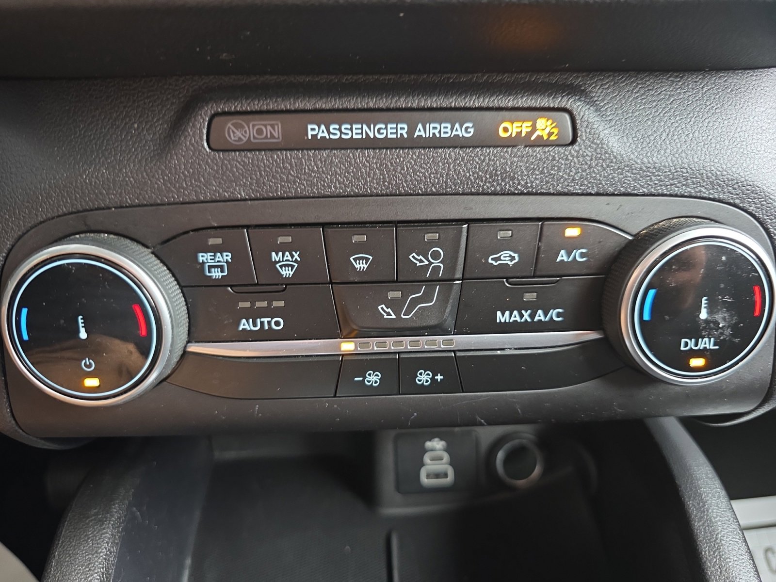 Used 2024 Ford Escape Active image 16