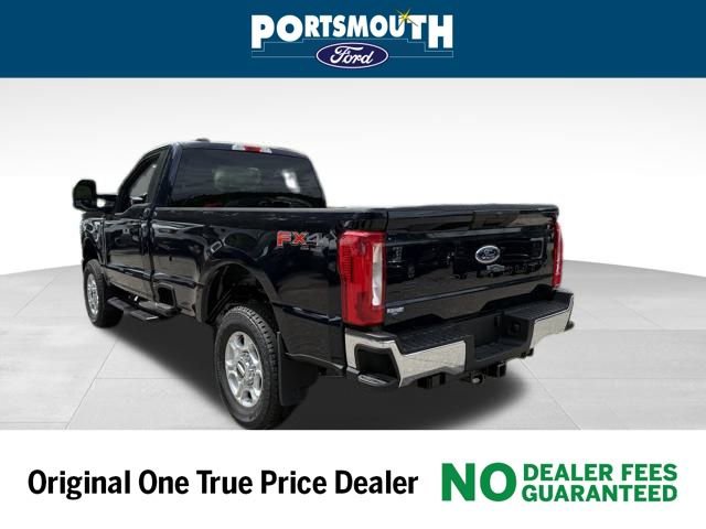 New 2025 Ford F350 XLT w/ FX4 Off-Road Package image 18