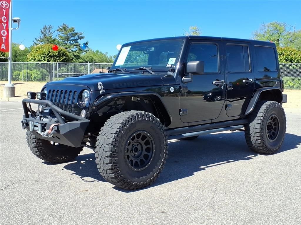 Used 2014 Jeep Wrangler Unlimited Rubicon w/ Connectivity Group AWD/4WD image 9