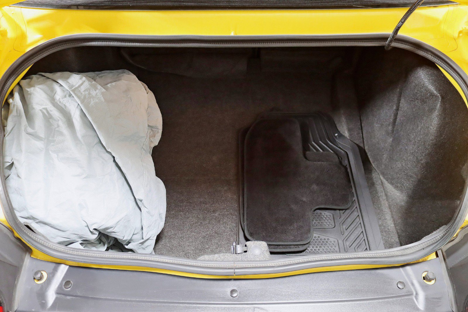 Used 2018 Dodge Challenger SXT Plus image 34