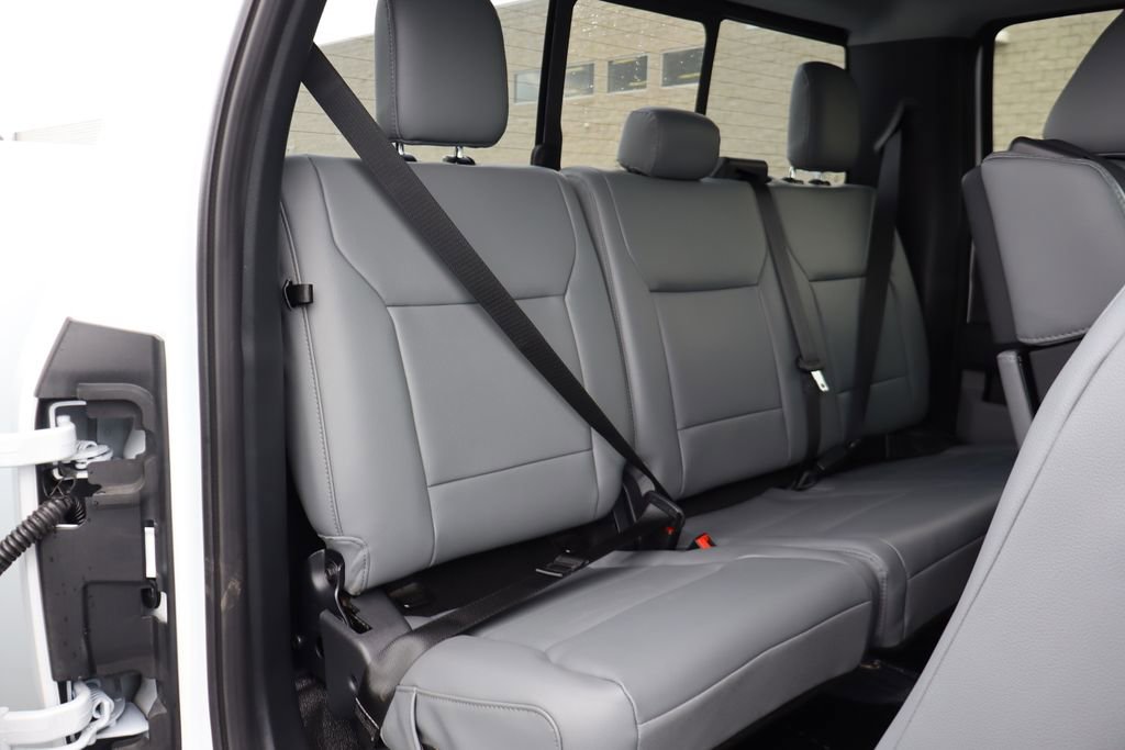 New 2026 Ford F550 4x4 Supercab Super Duty image 35