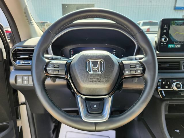 Used 2025 Honda Pilot Elite image 31