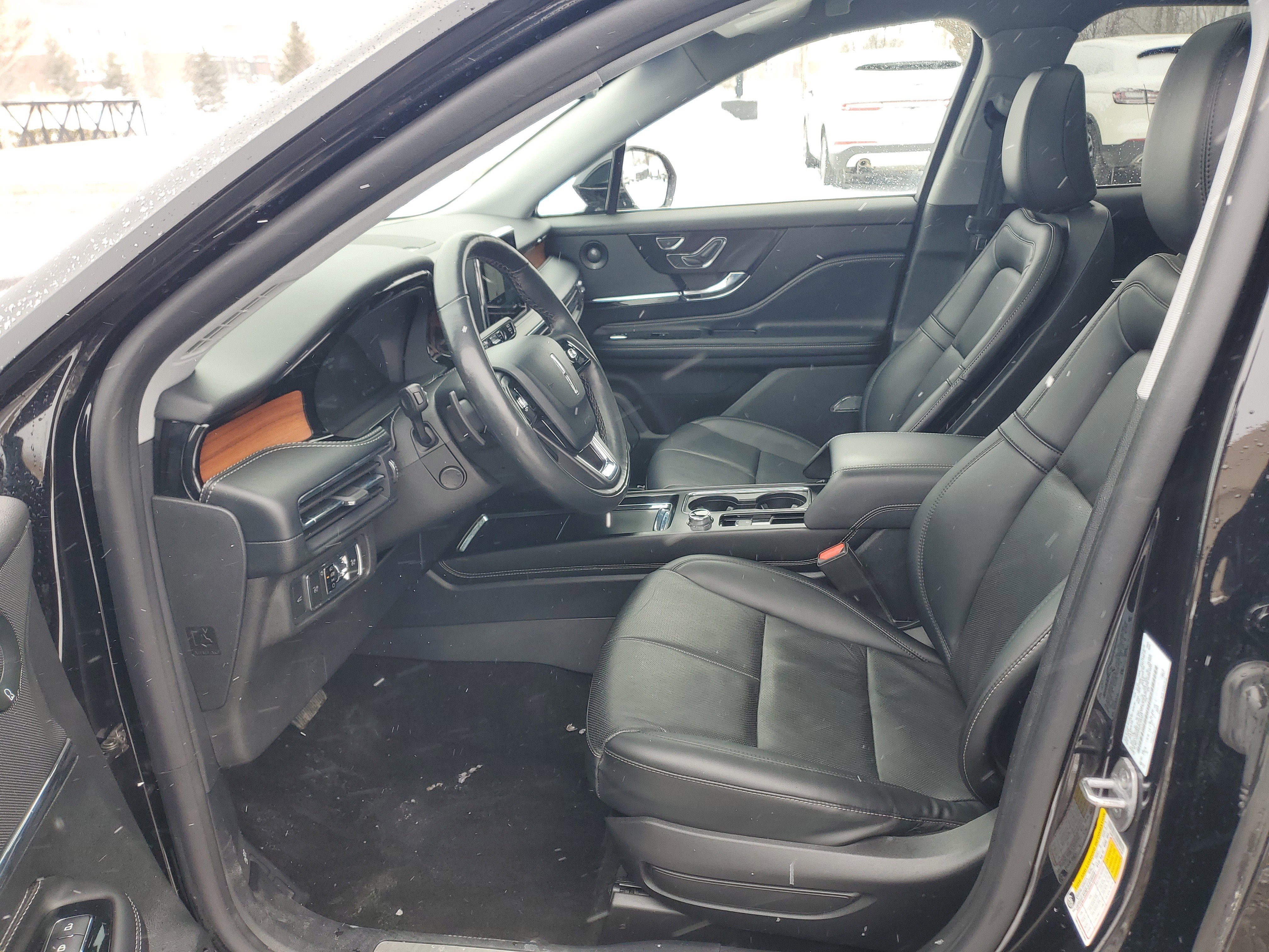 Certified 2022 Lincoln Corsair Reserve w/ Equipment Group 201A image 12