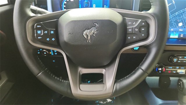 Used 2023 Ford Bronco Outer Banks image 40