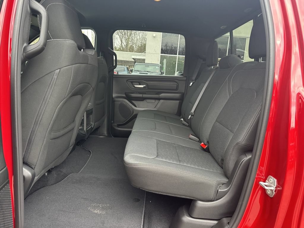 New 2026 RAM 1500 Express AWD/4WD image 29