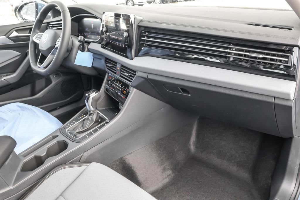 New 2026 Volkswagen Jetta SE FWD image 42