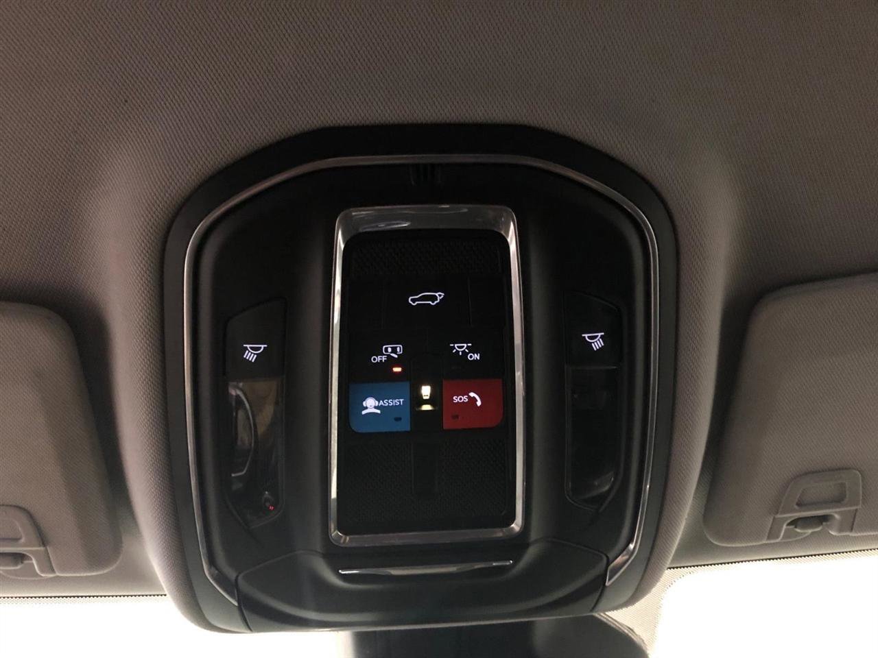 Used 2021 Jeep Grand Cherokee L Laredo w/ Luxury Tech Group I image 24