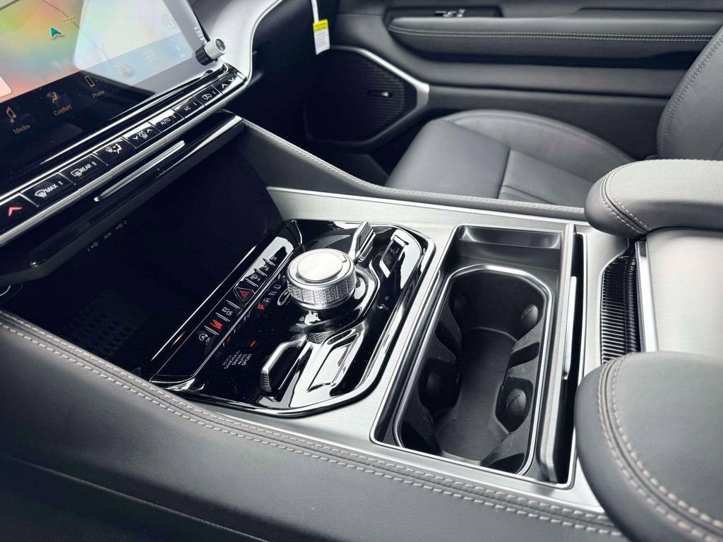 New 2026 Jeep Grand Wagoneer L Limited w/ Convenience Group I image 23