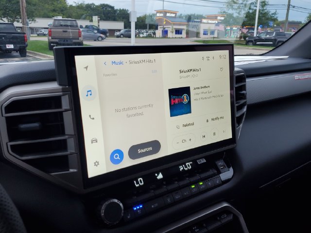 New 2026 Toyota Tundra Limited AWD/4WD image 30