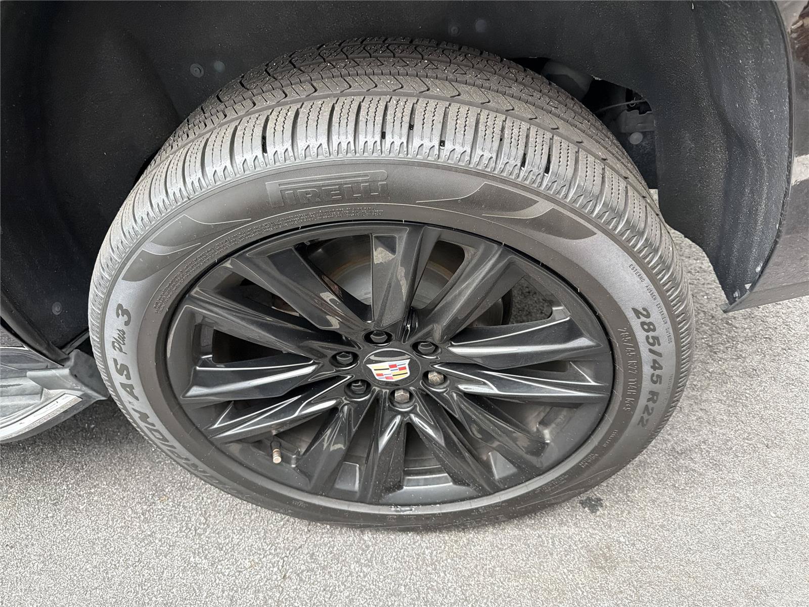 Used 2019 Cadillac Escalade Luxury AWD/4WD image 10