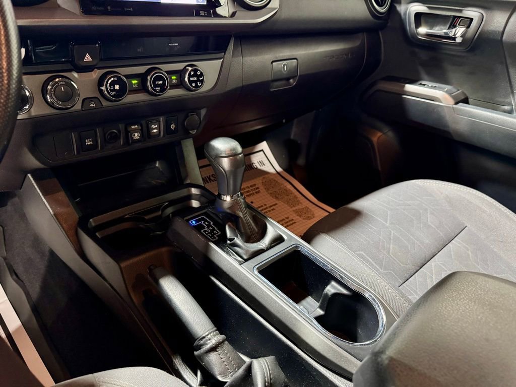 Used 2018 Toyota Tacoma TRD Off-Road image 20