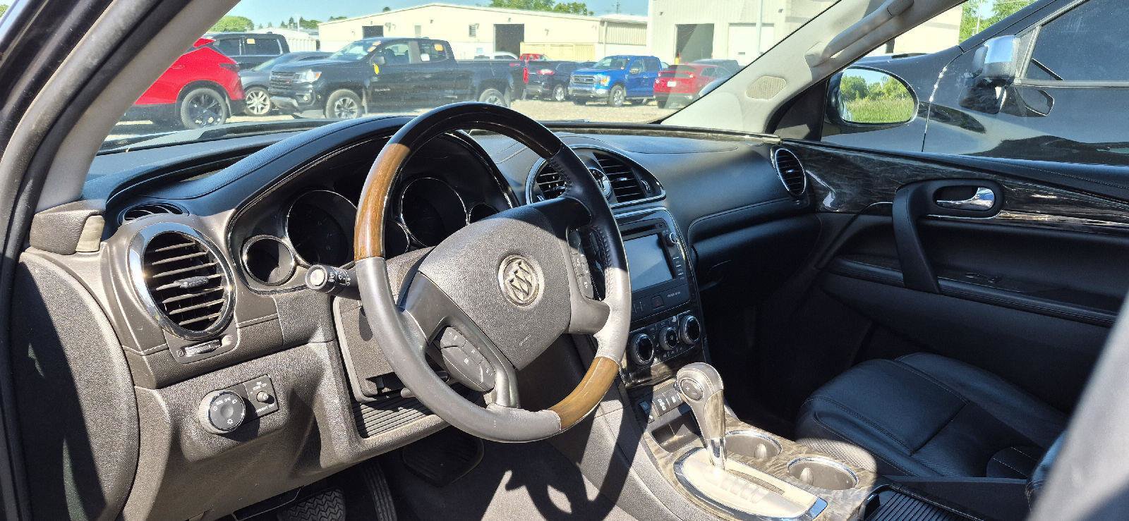 Used 2014 Buick Enclave Leather FWD image 9