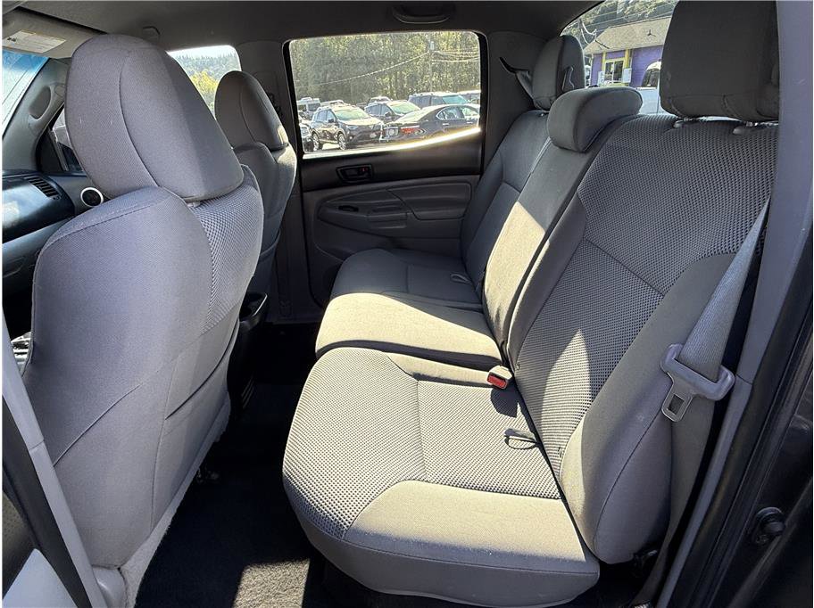Used 2013 Toyota Tacoma 4x4 Double Cab w/ TRD Sport Pkg image 11