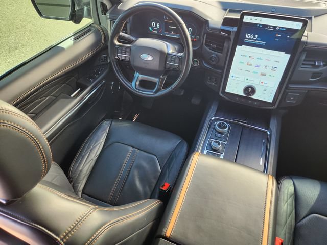 Used 2023 Ford Expedition Max Platinum AWD/4WD image 12