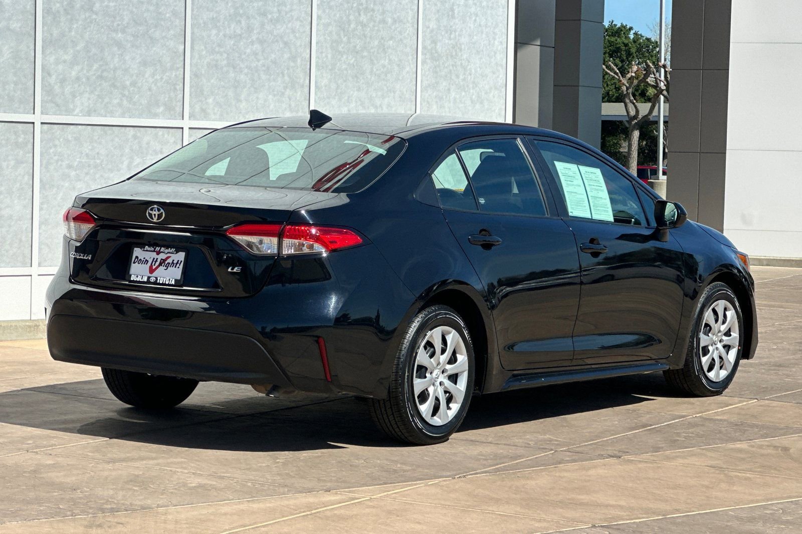 Certified 2024 Toyota Corolla LE FWD image 4