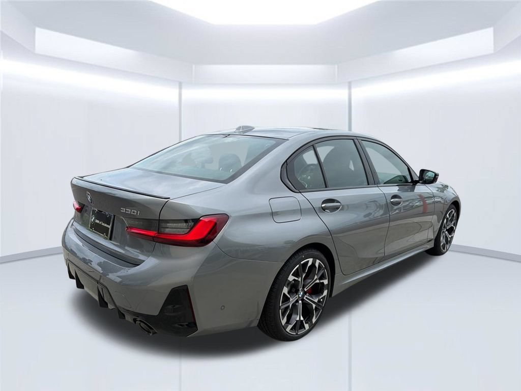 New 2026 BMW 330i Sedan w/ M Sport Package RWD image 6