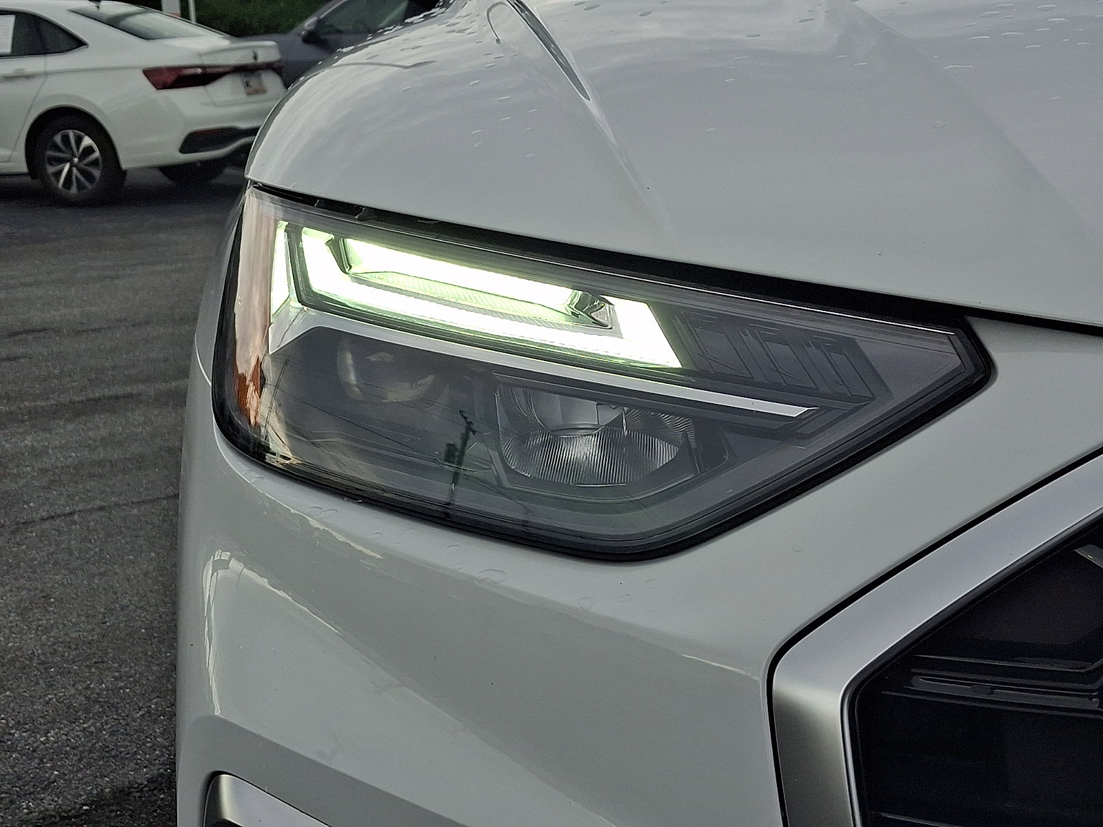 Used 2023 Audi Q5 2.0T Premium w/ Convenience Package AWD/4WD image 9