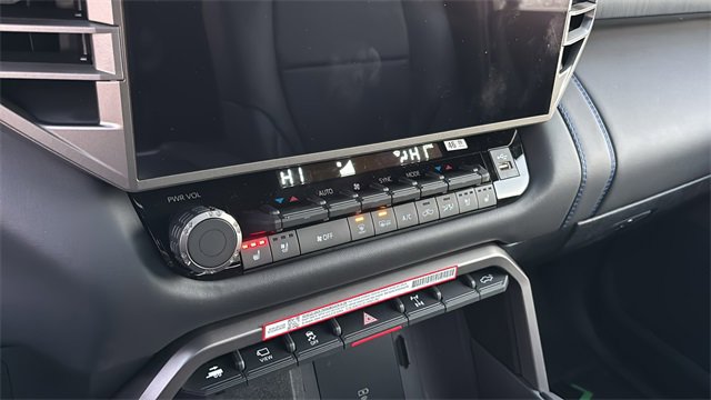 New 2026 Toyota Tundra Platinum w/ TRD Off-Road Package image 19