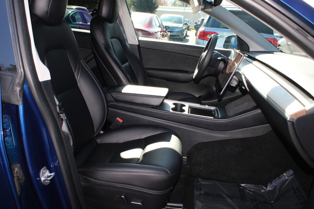 Used 2021 Tesla Model Y Performance image 12