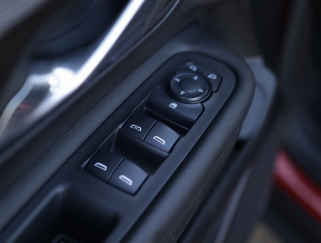 Used 2024 GMC Terrain SLE image 22