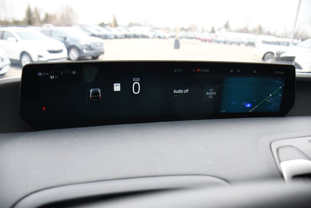 Used 2025 Ford Expedition Active image 28