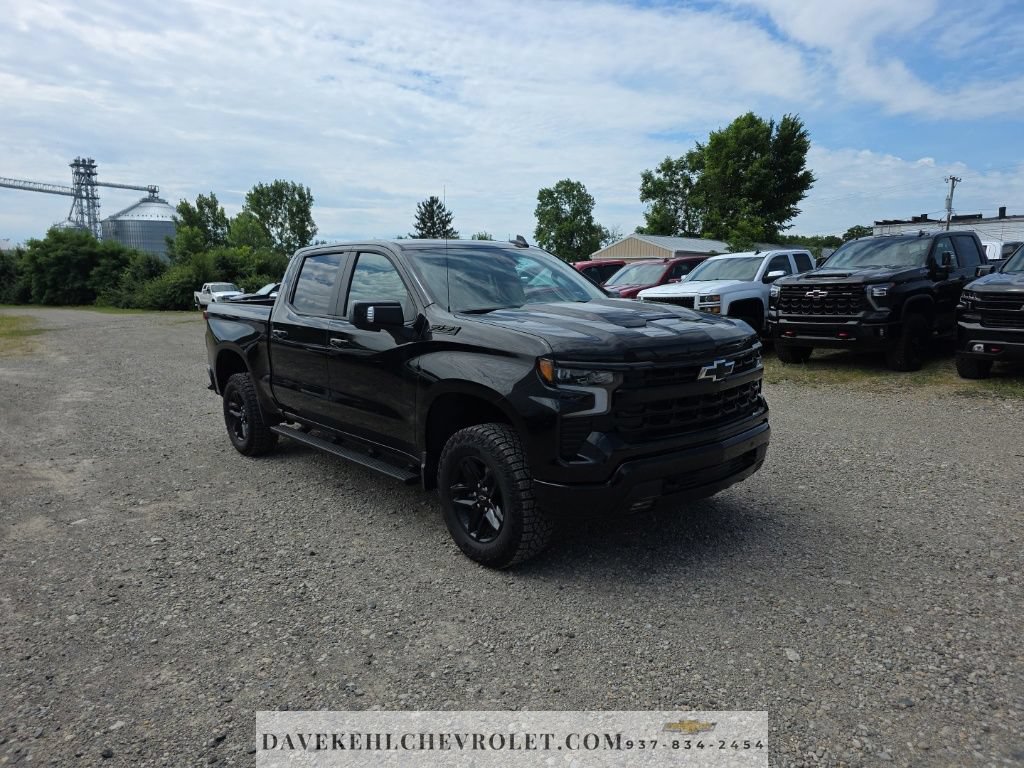 Used 2025 Chevrolet Silverado 1500 LT Trail Boss w/ LT Trail Boss Premium Package AWD/4WD image 8