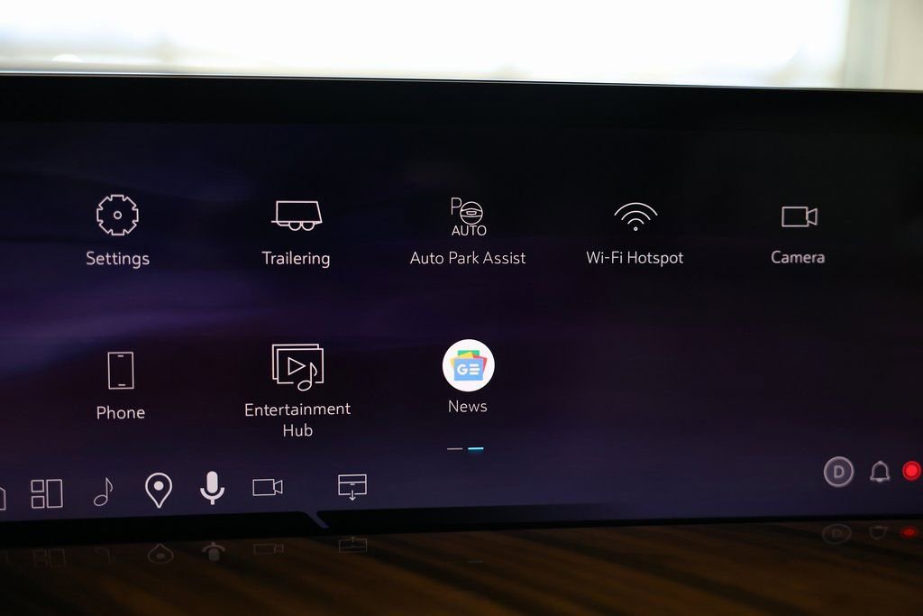 Used 2026 Cadillac Escalade Platinum Sport w/ LPO, Floor Liner Package image 36