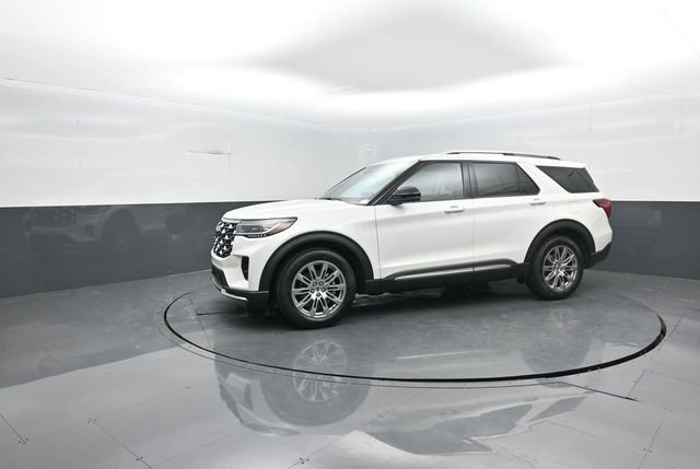 New 2026 Ford Explorer Platinum RWD image 4