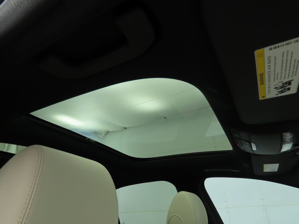 Used 2023 Mercedes-Benz E 350 Sedan image 17