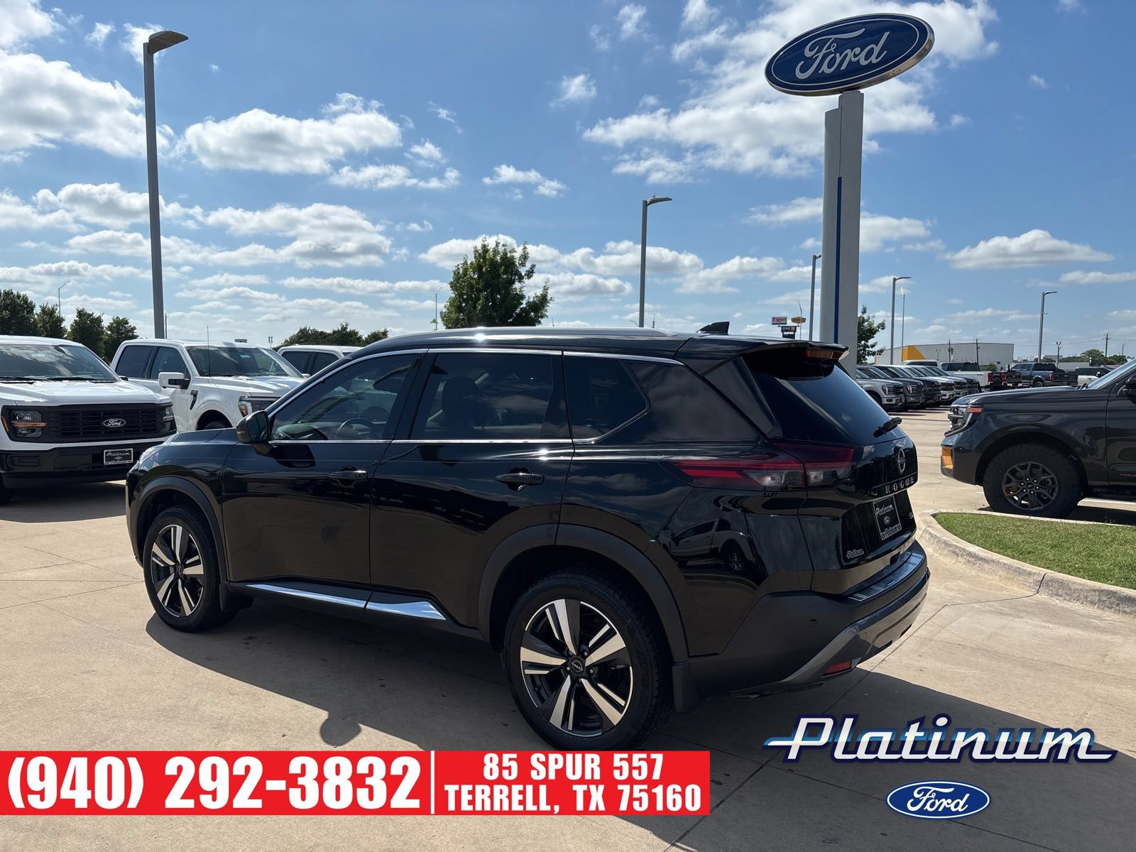 Used 2022 Nissan Rogue SL FWD image 3
