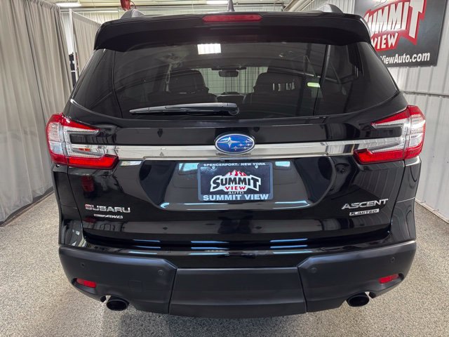 Used 2023 Subaru Ascent Limited AWD/4WD image 5