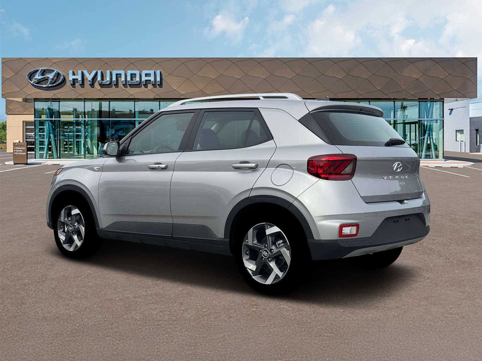 New 2026 Hyundai Venue SEL FWD image 4