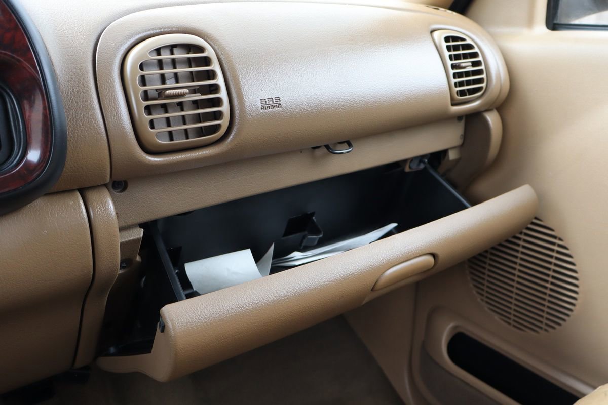 Used 2001 Dodge Ram 2500 Truck ST image 36